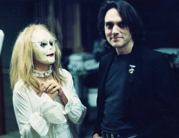 MV5BZjFlNjVkNDEtZjg1YS00ZjZhLWE2NTMtZWJjYTZjNjM5ZjgzXkEyXkFqcGdeQXVyNTM4NTAxOTQ@._V1_